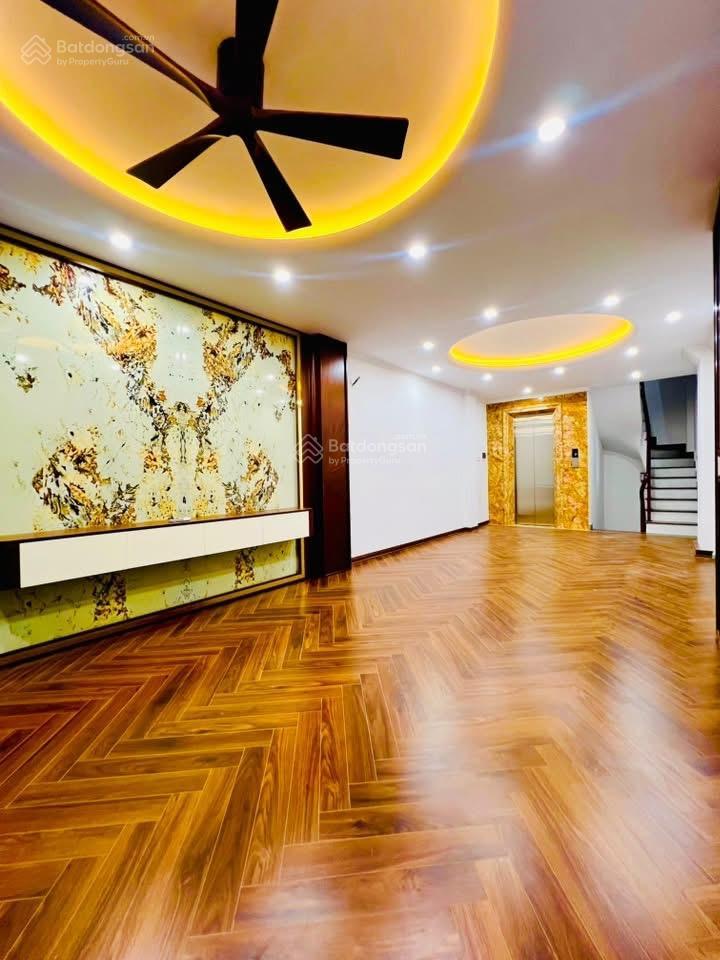 Bán nhà mới phân lô gara ô tô phương mai 50m², 7 tầng, 1 tum chỉ 19,5 tỷ