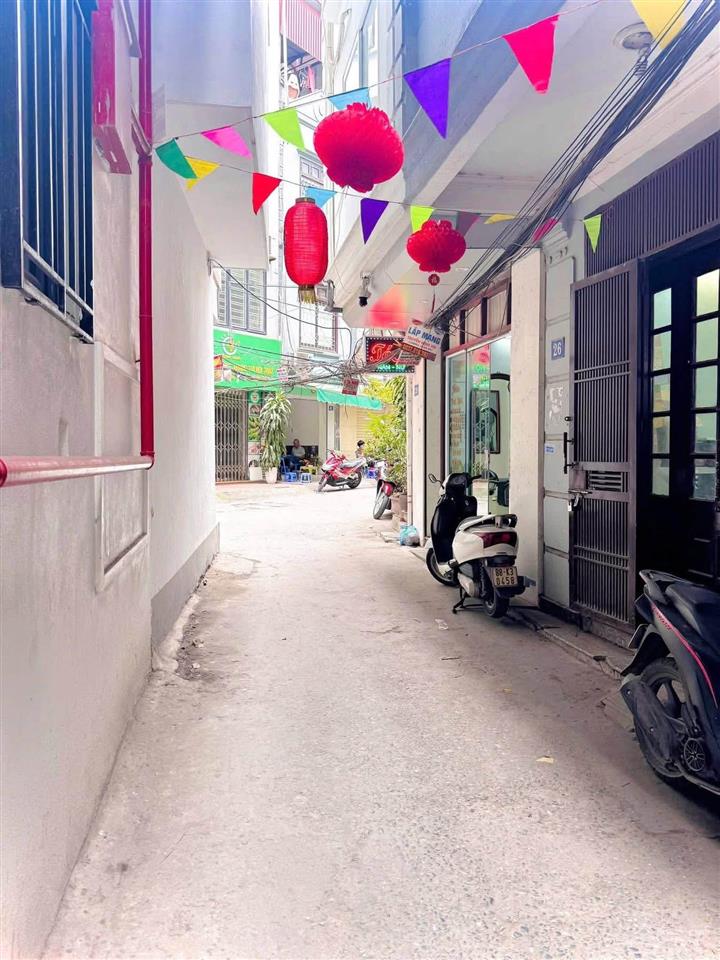 Bán nhanh 105m2 nhà đất thái hà, mt 7m giá 19 tỷ  20m ra ô tô tránh