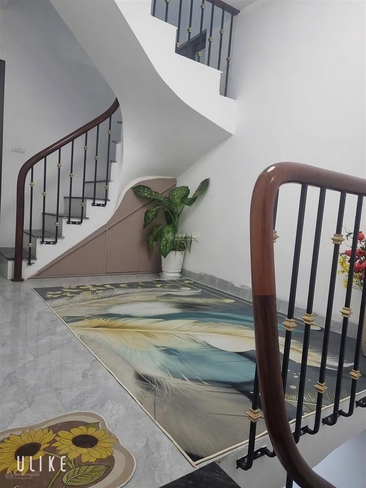 Chính chủ bán nhà trần khát chân 35m², 6 tầng, giá 8,35 tỷ, 8 phòng ngủ, thuê 25 triệu