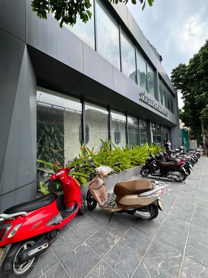 Bán nhà mặt phố nguyễn xiển 300m², mt 16m, giá 100 tỷ, sổ đỏ chính chủ