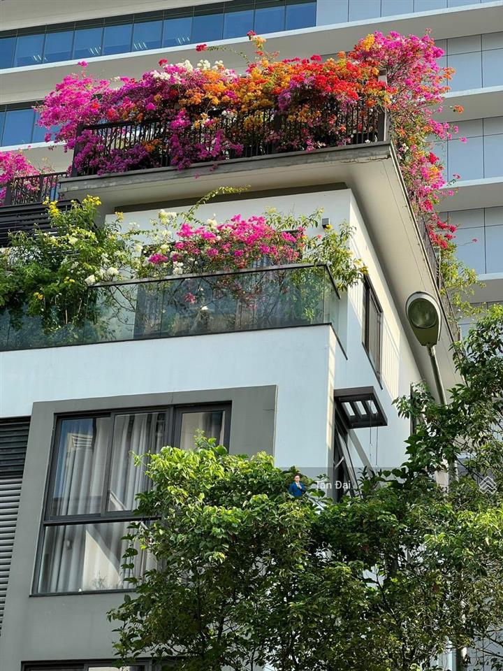 Thiện chí bán căn nhà phố (88m2) view panorama nội thất cao cấp để ở tại hà đô q10. tấn đại