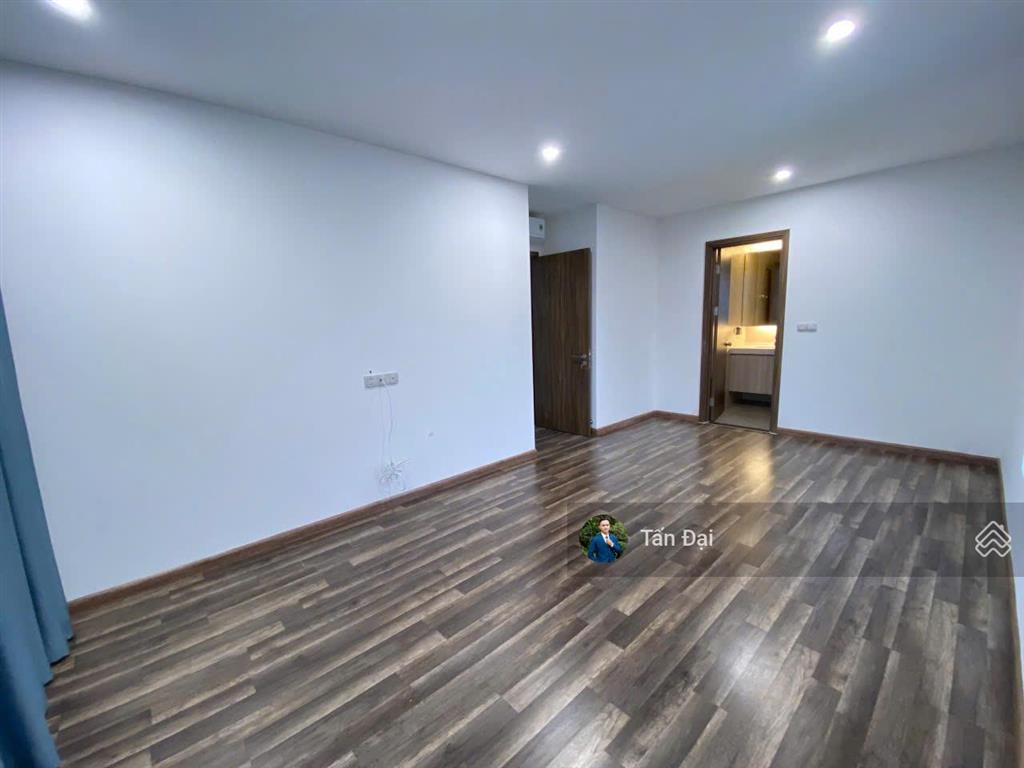 Bán nhiều căn góc 4pn (139m2) view thoáng đẹp  tầng thấp an toàn. sẵn sổ hồng tại hà đô.tấn đại