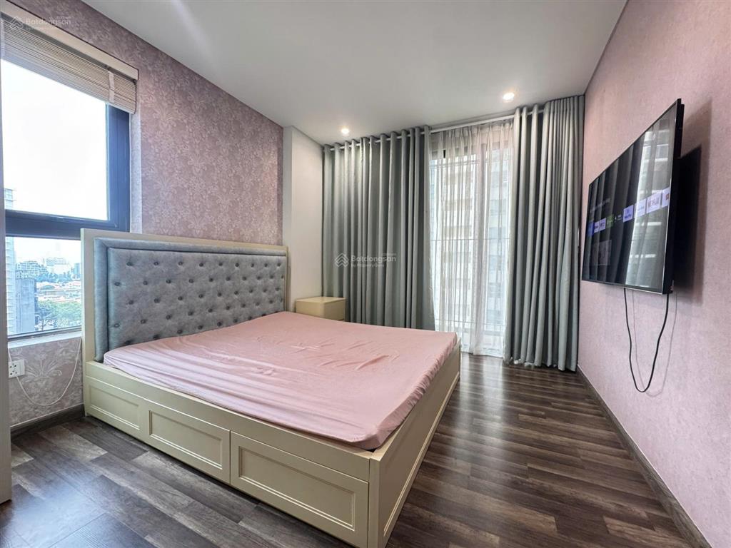 Chính chủ cần bán căn góc 2pn+đn (105m2) full nt bc đông nam,shr tại hà đô centrosa.tấn đại
