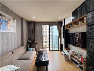 Chuyển nhượng căn 2pn (86m2) đầy đủ nội thất  tầng cao, sẵn sổ hồng tại hà đô centrosa. tấn đại