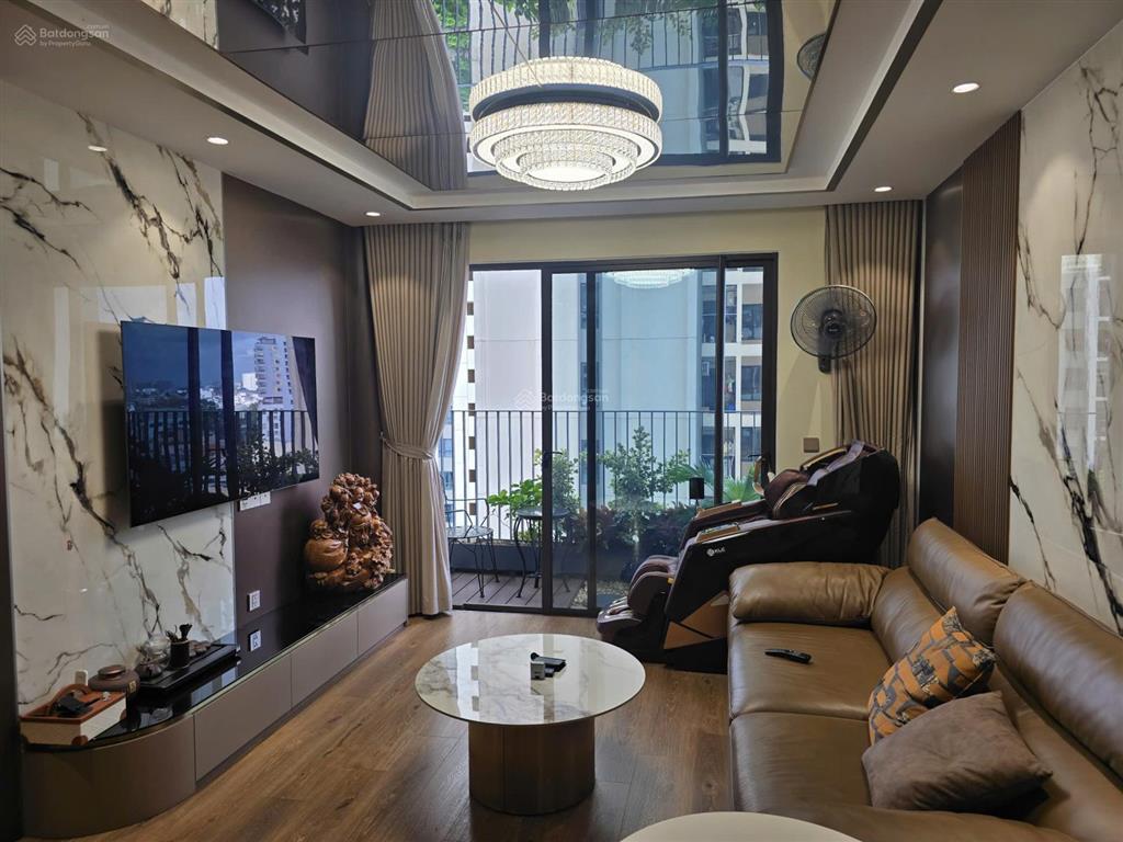 Thiện chí bán căn góc 3pn (122m2) view hồ bơi  nội thất đẹp  đã có sổ hồng tại hà đô  tấn đại