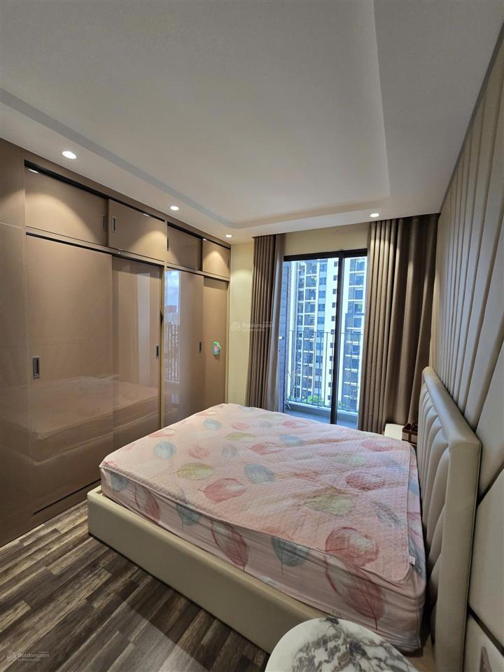 Thiện chí bán căn góc 3pn (122m2) view hồ bơi  nội thất đẹp  đã có sổ hồng tại hà đô  tấn đại