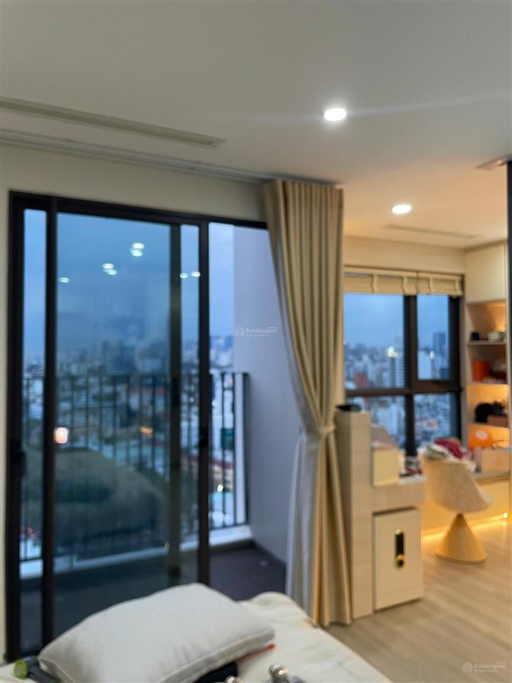 Siêu hiếm, căn góc 3pn+ (133,5m2) view thoáng q1  nt cao cấp  sẵn sổ hồng tại hà đô. tấn đại