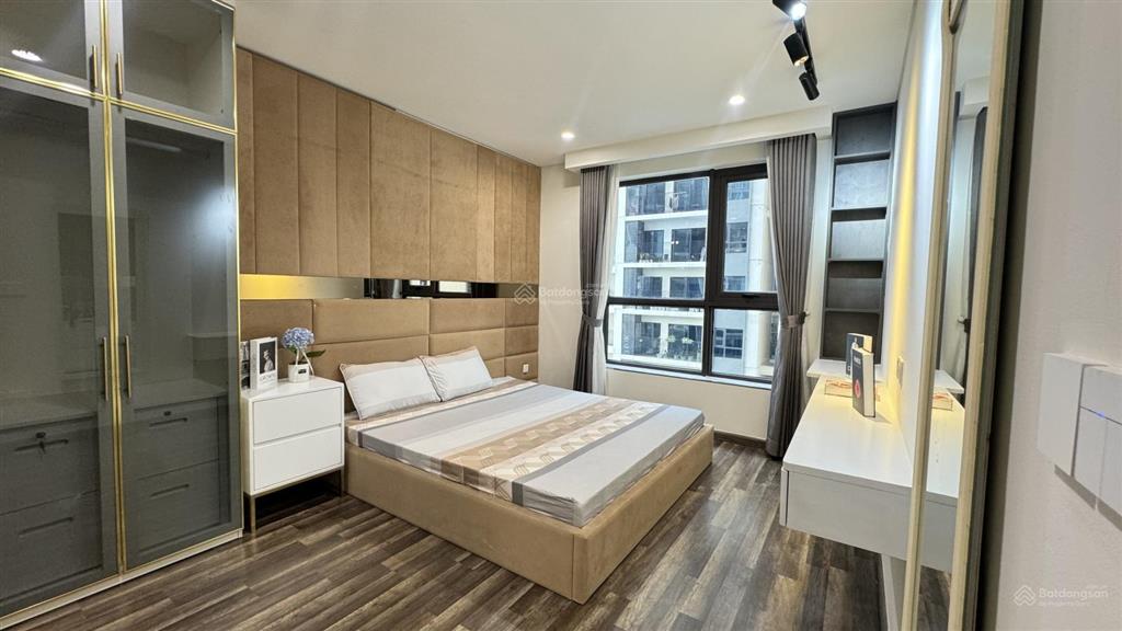 Bán căn 3pn (106,4m2) nội thất đẹp  bc đông nam nhà mát quanh năm  sẵn sổ hồng tại hà đô. tấn đại