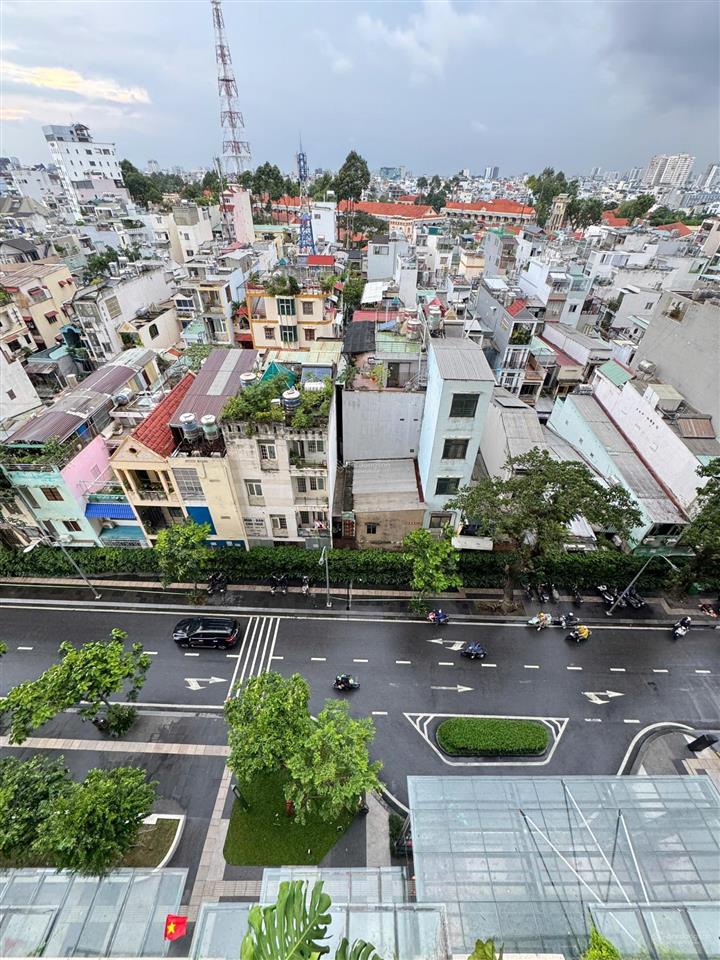 Bán nhanh căn 2pn+đn (105m2) view thoáng đẹptoà iris 12,sẵn sổ hồng tại hà đô centrosa. tấn đại