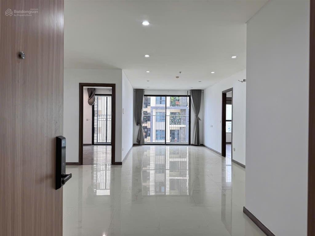 Bán nhanh căn 2pn+đn (105m2) view thoáng đẹptoà iris 12,sẵn sổ hồng tại hà đô centrosa. tấn đại