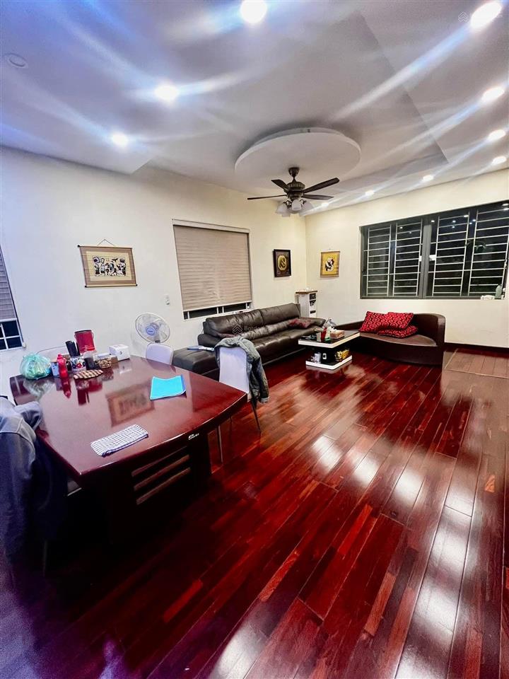 Hoa hậu phố phan kế bính, gần ô tô, lô góc, 3 thoáng, full nội thất đẹp, ở ngay