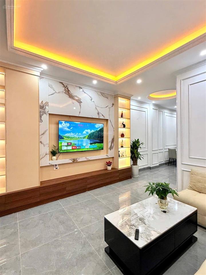 Hiếm! phố kim mã, thang máy, sát phố, ô tô đỗ gần, ngõ thông, kinh doanh, nội thất đẹp, 50m2*6t