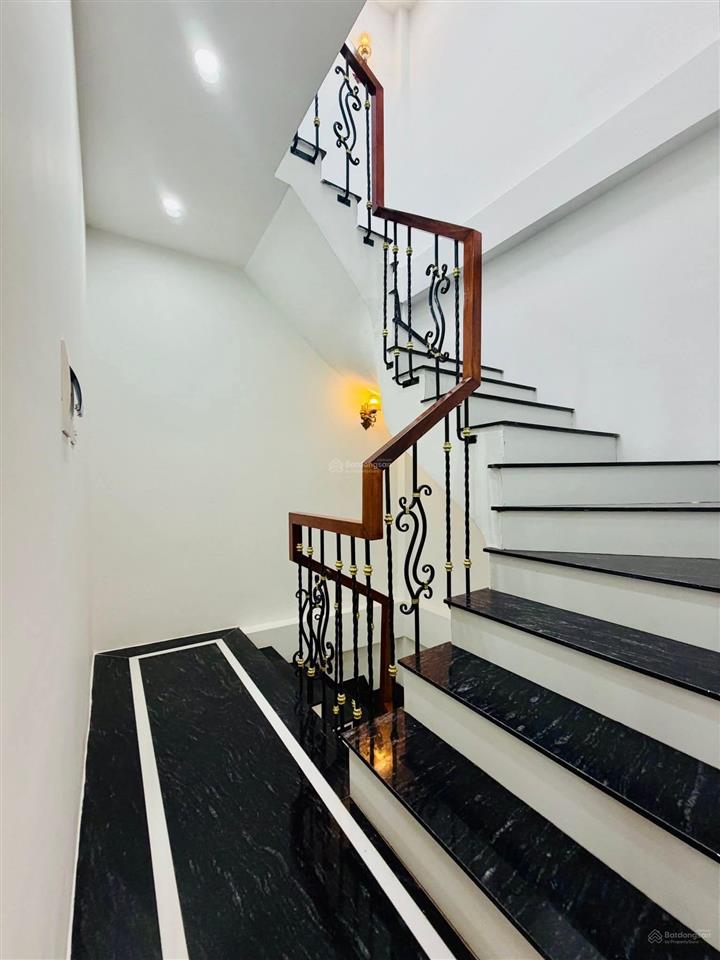 Nhà xinh kim mã, 10m ra ô tô, ngõ thông, kinh doanh, mới tinh, 6 tầng thang máy, full nt, 48m2*6t