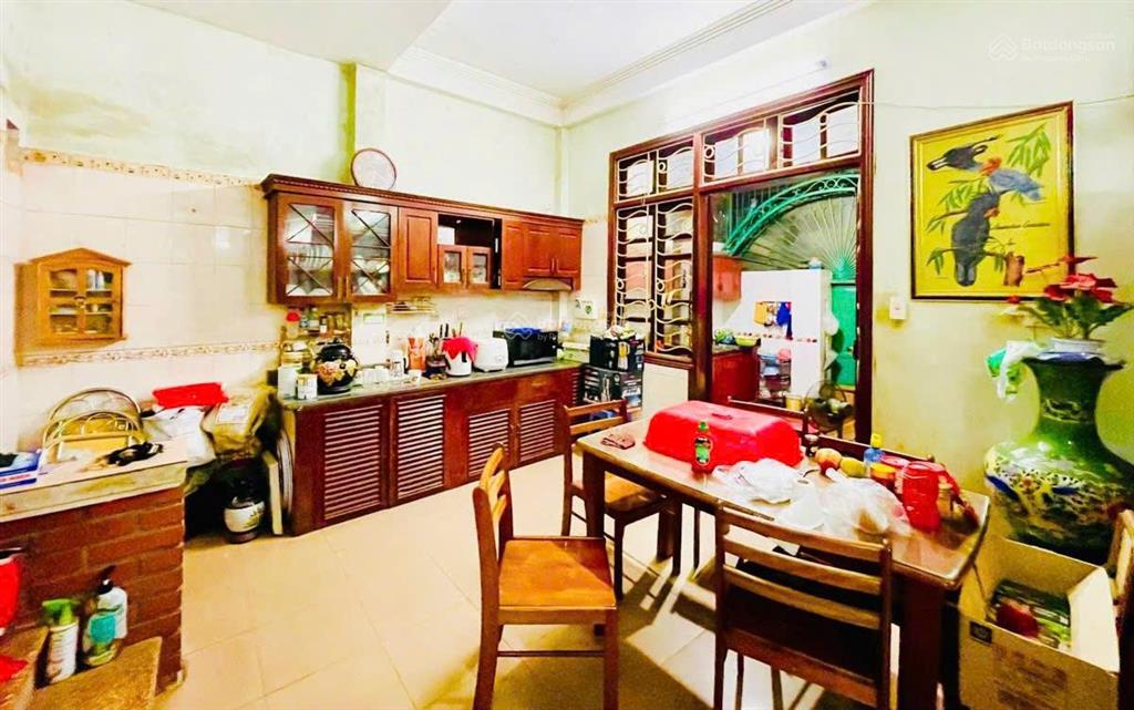 Gấp. nhà võ chí công, ngõ thông nhiều phố, ô tô dừng đỗ, 50m ra phố, 3 mặt thoáng, kcbt, 52m2*4t