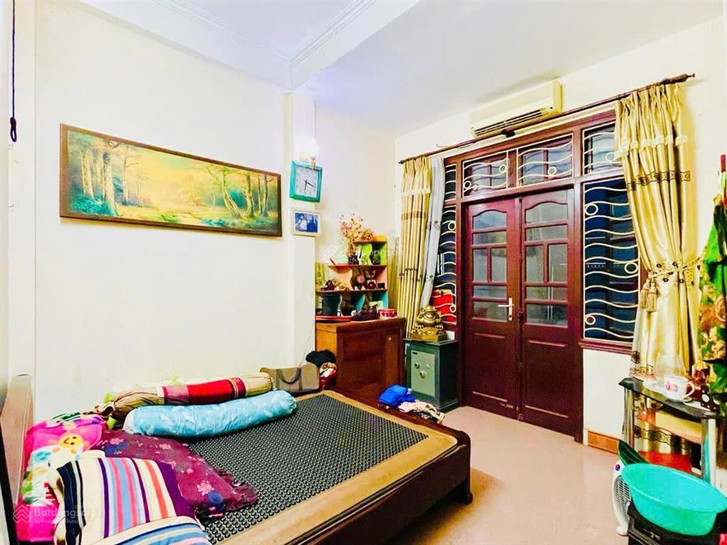 Gấp. nhà võ chí công, ngõ thông nhiều phố, ô tô dừng đỗ, 50m ra phố, 3 mặt thoáng, kcbt, 52m2*4t