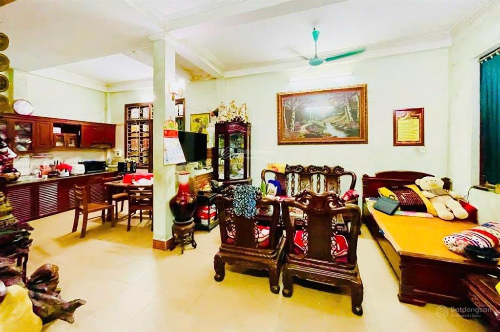 Gấp. nhà võ chí công, ngõ thông nhiều phố, ô tô dừng đỗ, 50m ra phố, 3 mặt thoáng, kcbt, 52m2*4t