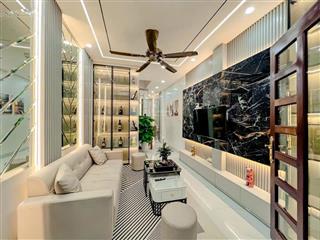 Giảm 1 tỷ! lô góc võ chí công, 2 thoáng, 50m ra ô tô, ngõ thẳng, sổ cc, mới tặng nt, ko qh ~40m2*5t