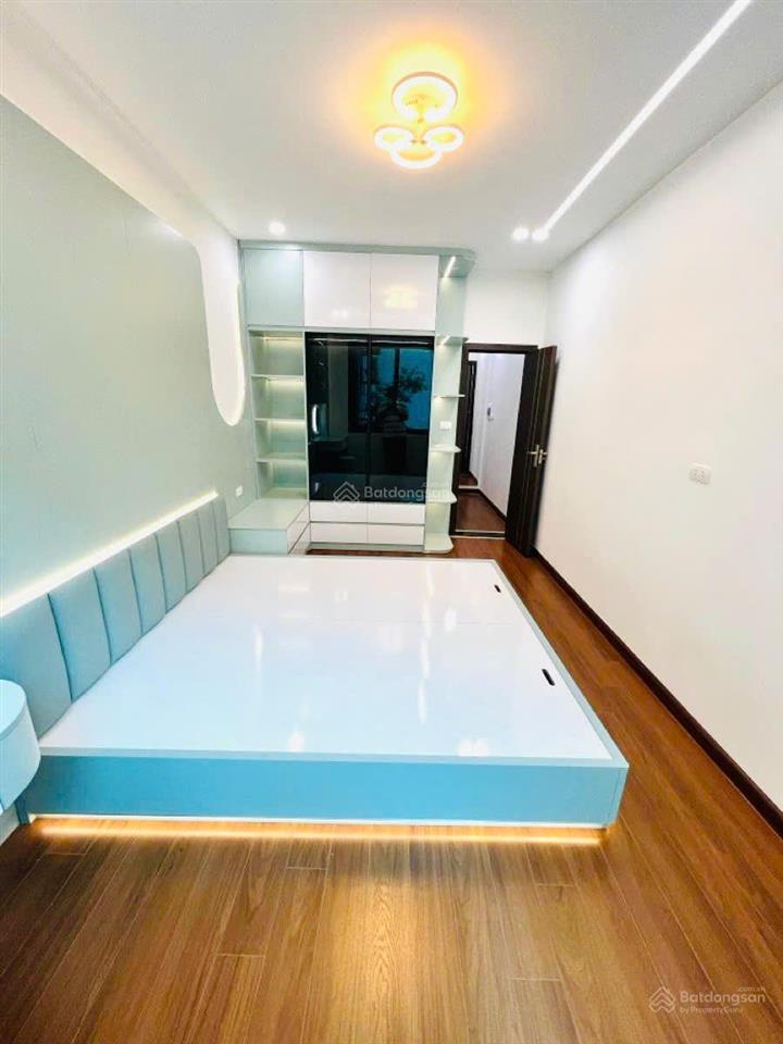 Văn cao, ngõ vào ô tô thông, sổ cc, mới đẹp, ở/cho thuê, ko qh, gần ga metro, tặng nt ở ngay, 42m2