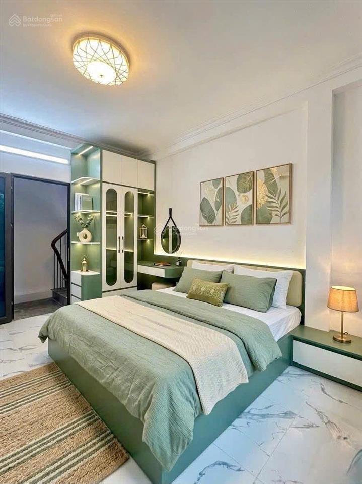 Tin chuẩn! cầu giấy, ngõ ô tô thông kinh doanh, vài bước ra phố, sổ đẹp, full nt, dân xây, 46m2