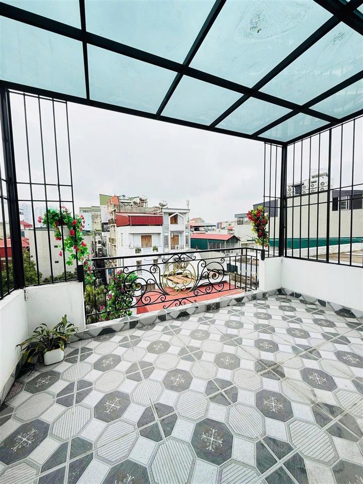 Quá rẻ! trần thái tông, thang máy, ngõ thông, 1 bước ra phố, sổ cc, full nt, ở/ tích sản, 46m2