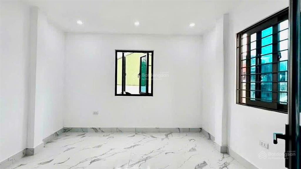 Quá rẻ! trần thái tông, thang máy, ngõ thông, 1 bước ra phố, sổ cc, full nt, ở/ tích sản, 46m2