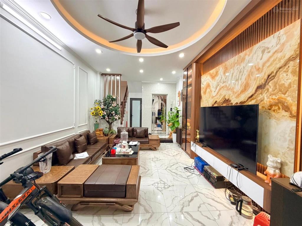 Thật 100%! nhà đẹp phố yên hoà, lô góc, ngõ thông, gần phố, nội thất đẹp, ở luôn