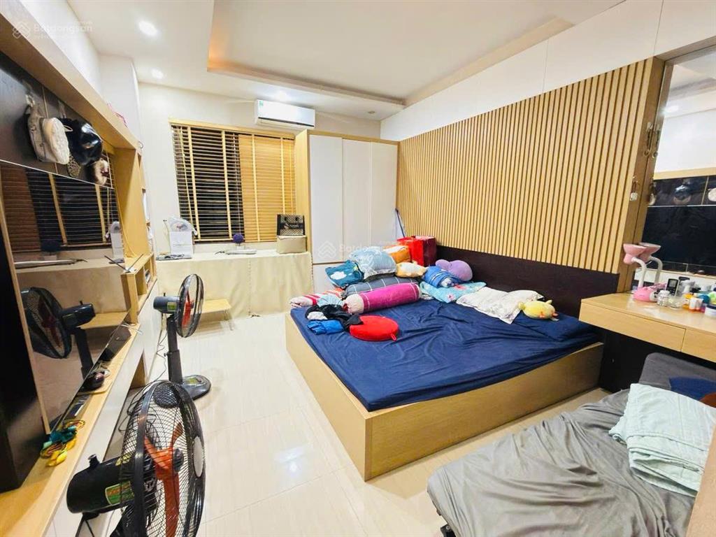 Gấp. võ chí công, nhà xây còn mới, ngõ thông kd, ôtô đỗ cửa, sân riêng, đủ đồ, không qh, 39m2*4t
