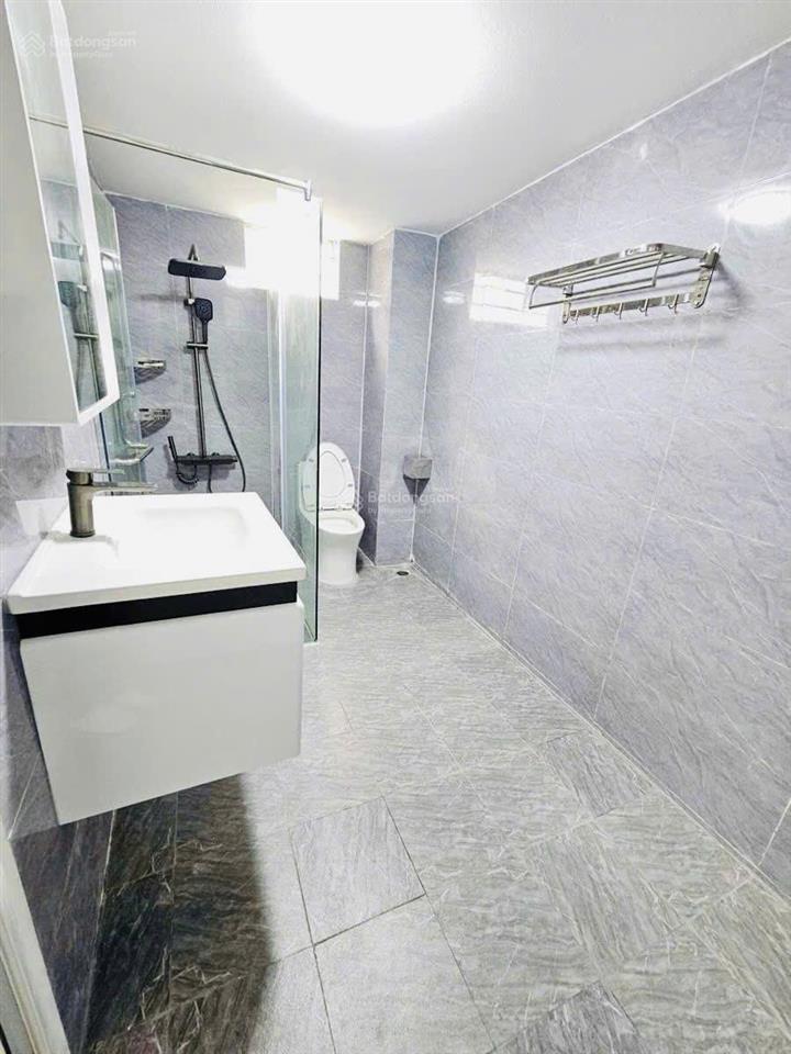 Mặt ngõ võng thị, ngõ thông kd, gần hồ tây, 40m ra ô tô, ở/cho thuê, sổ cc, mới đẹp, 47m2*5t, 4pn