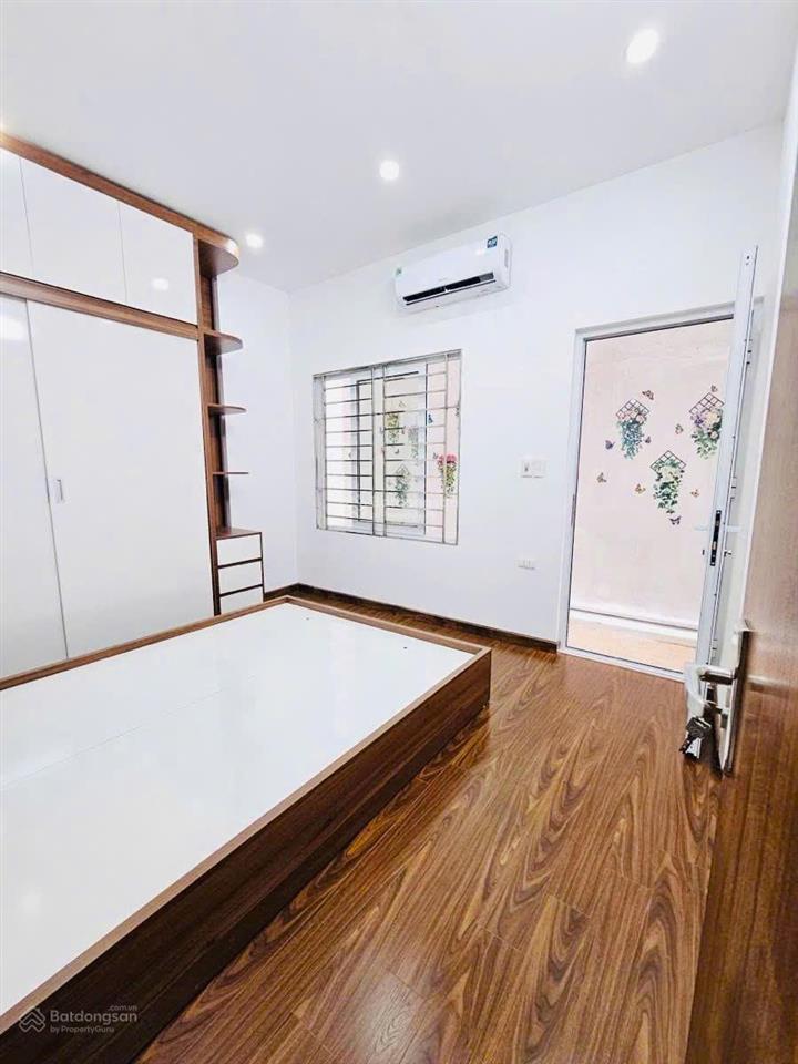 Mặt ngõ võng thị, ngõ thông kd, gần hồ tây, 40m ra ô tô, ở/cho thuê, sổ cc, mới đẹp, 47m2*5t, 4pn