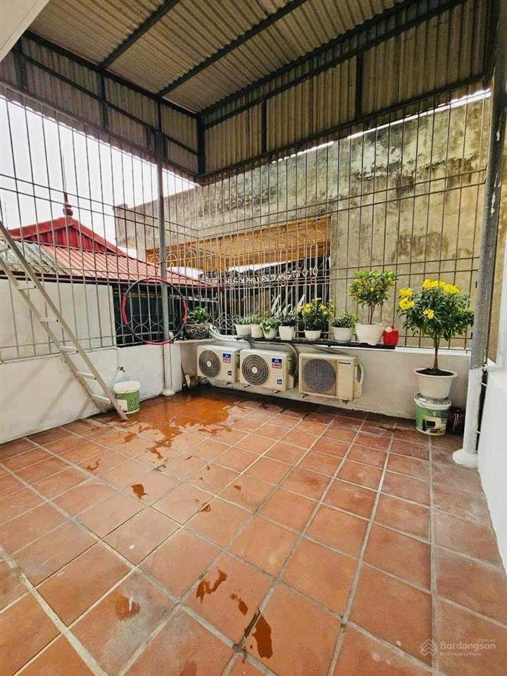 Mặt ngõ võng thị, ngõ thông kd, gần hồ tây, 40m ra ô tô, ở/cho thuê, sổ cc, mới đẹp, 47m2*5t, 4pn