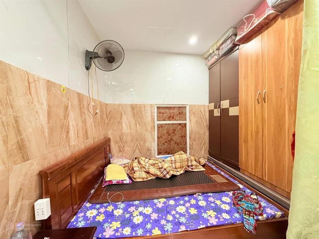 Nhà phố ngọc hà giá hời quận ba đình, 48m2 giá chỉ 8 tỷ, gần phố, gần ô tô, full đồ