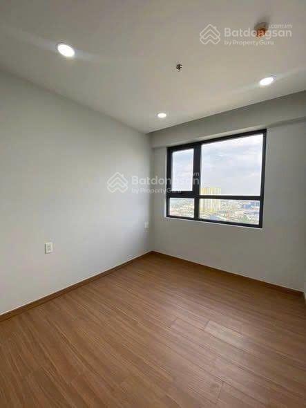 Bán gấp căn hộ 2pn 2wc tại phúc đạt tower, 2,330 tỷ, 61 m2, chủ ngộp bank