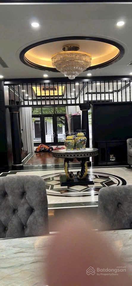 Giảm giá 30 tỷ bán nhanh biệt thự vinhomes central park, dt 275m2, full nội thất. siêu vip