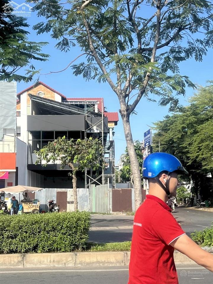 Hạ giá 35 tỷ, building mặt tiền trần não, hầm 7 tầng, dt 309m2