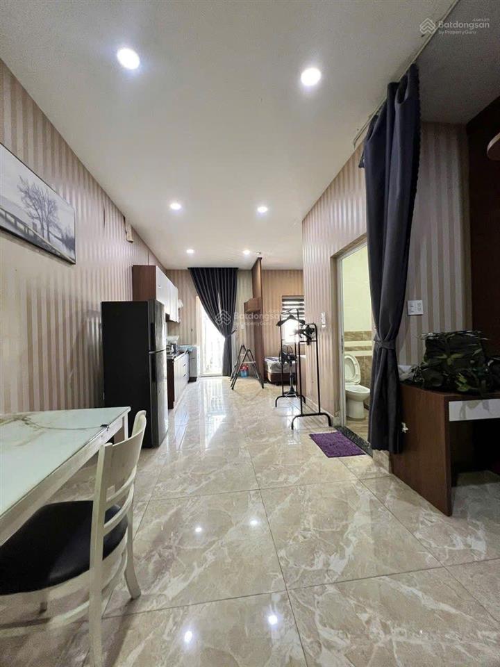 Cho thuê phòng ban công full nội thất q12 913/21 hà huy giáp, p. thạnh xuân, quận 12
(