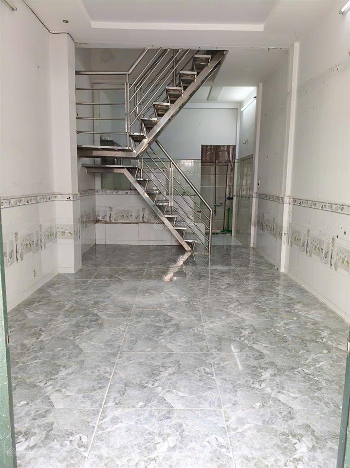 Cg cho thuê nhà hẻm ô tô tân thới hiệp 20, q12 gần gò vấp dt 3,2x10m trệt, 2 lầu, 4pn, 3wc, sân