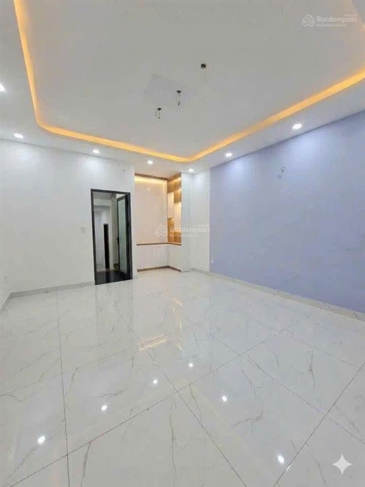 Cg cho thuê nhà hẻm trung mỹ tây 2a, q12
4x15, trệt 2 lầu 3pn, p thờ, 3wc, sân để xe rộng hẻm 3m,