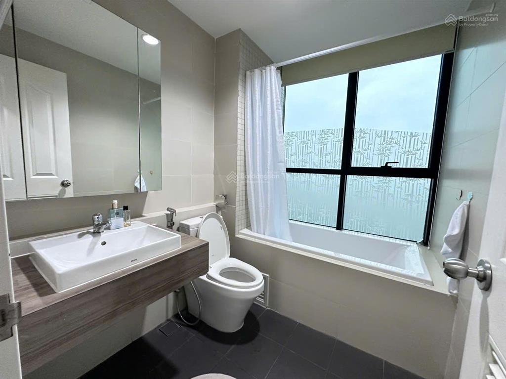 Suất spa hiếm có, giá tốt tại the ascent thảo điền chỉ 10,5 tỷ.  0904 379 ***