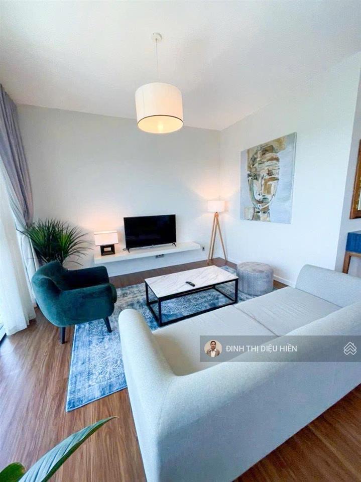 Căn 2pn 103m2 view trực diện sông cần cho thuê  xem nhà 24/7 0904 379 ***