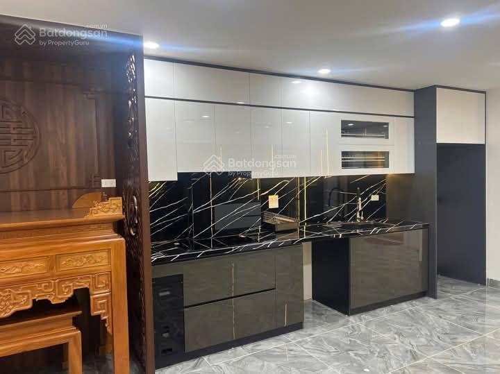 Bán nhà riêng nguyễn văn huyên, phân lô, ô tô, thang máy, gần phố, dân xây mới, 60m2, 6 tầng