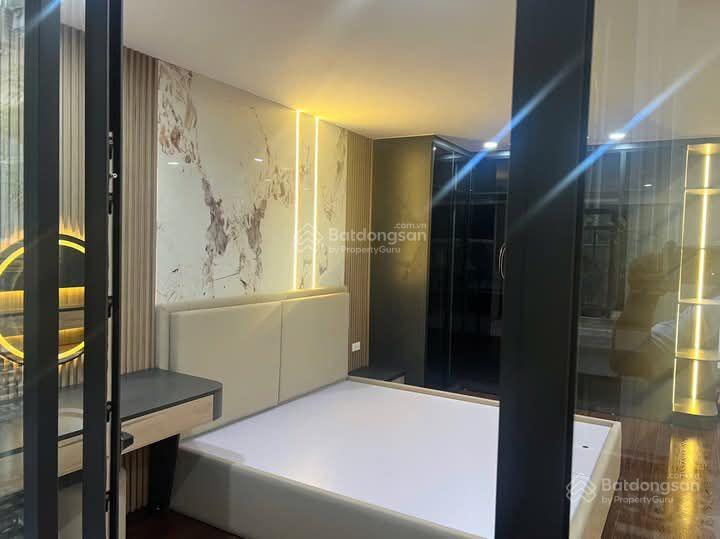 Bán nhà riêng nguyễn văn huyên, phân lô, ô tô, thang máy, gần phố, dân xây mới, 60m2, 6 tầng