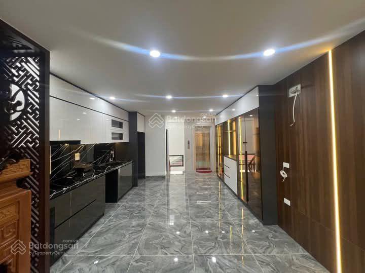 Bán nhà riêng nguyễn văn huyên, phân lô, ô tô, thang máy, gần phố, dân xây mới, 60m2, 6 tầng