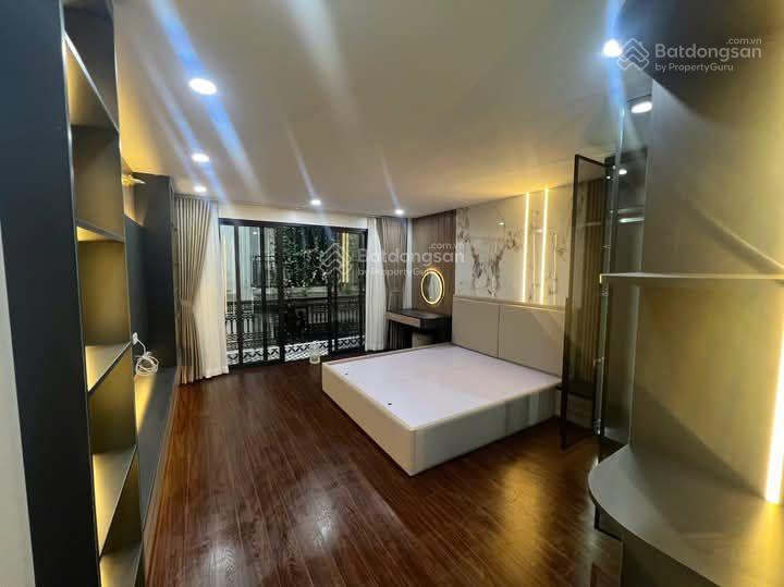 Bán nhà riêng nguyễn văn huyên, phân lô, ô tô, thang máy, gần phố, dân xây mới, 60m2, 6 tầng