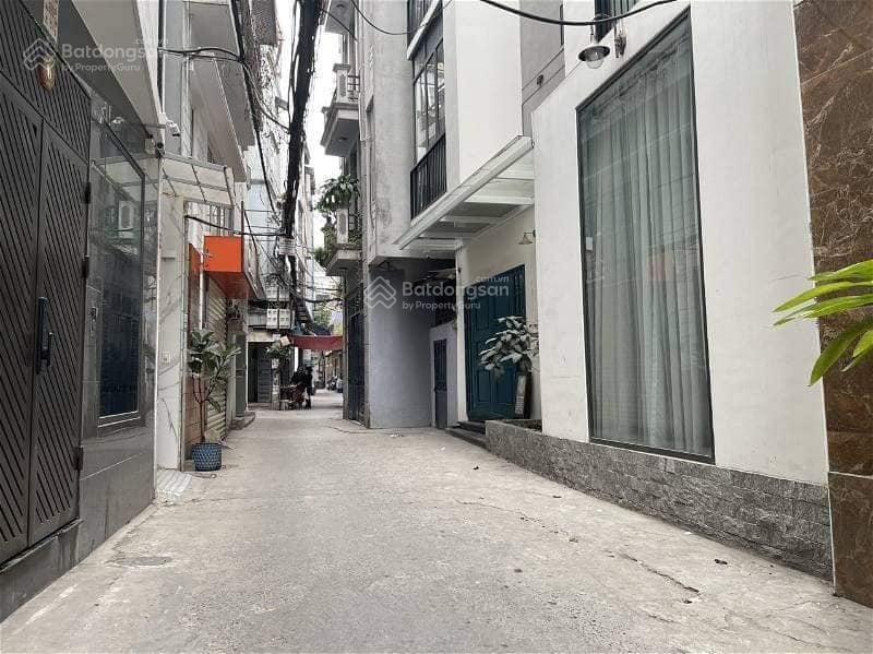 Bán căn hộ dịch vụ phố đào tấn, thang máy, phân lô, doanh thu 150tr/tháng, ngõ rộng, 90m2*8t