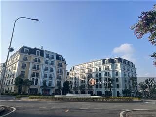 Bán nhanh shophouse aqua city hạ long giá 8,x tỷ full xây 6 tầng 0936 585 ***