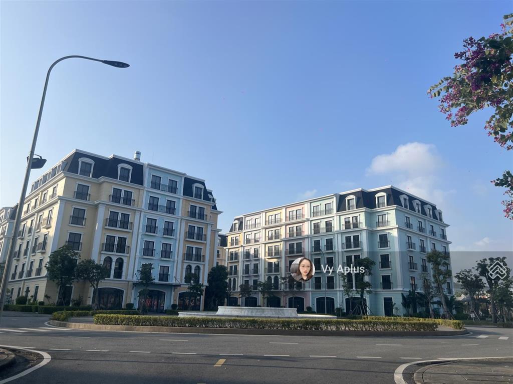 Một trong số ít 01 căn shophouse harbor bay vuông vắn, giá 7,3 tỷ.  0936 585 *** em vy