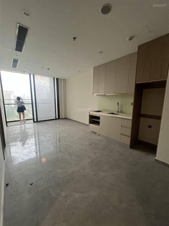 3n2vs căn góc vip đông nam , icon 40 view vịnh tầng cao, full nội thất giá 5,x tỷ. em 0936 585 ***