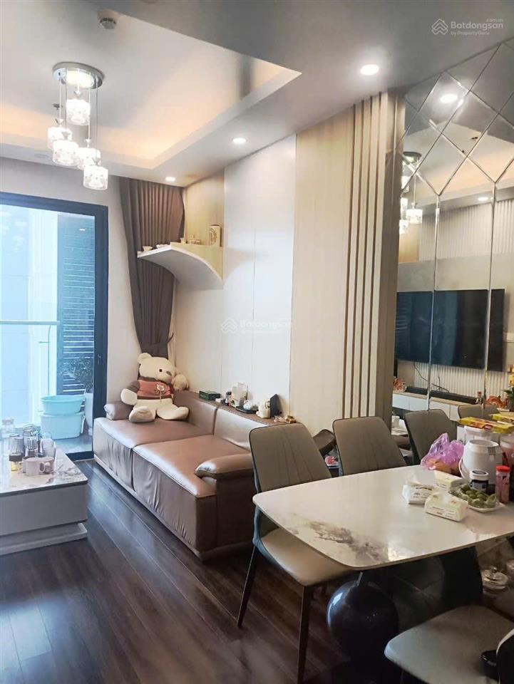 Bán căn hộ 2pn, 2wc, 64m2 tại hoàng huy commerce, giá tốt, hot!