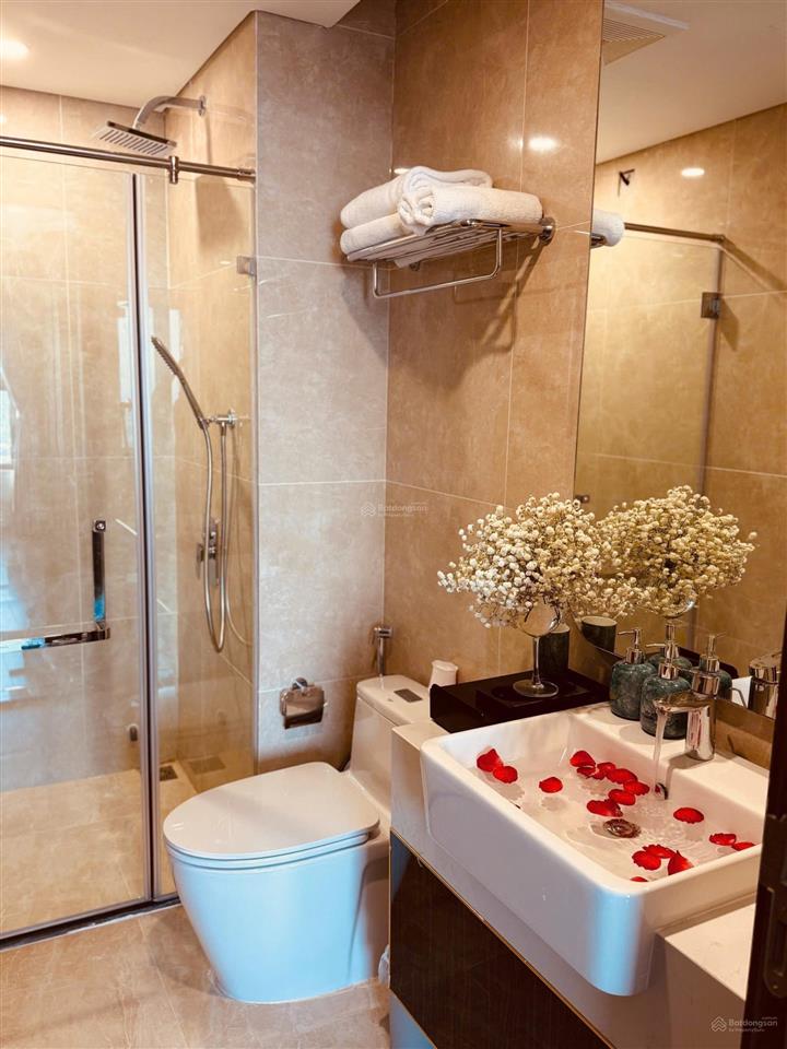 Cho thuê căn hộ chung cư tại hoàng huy commerce, 10 triệu vnd, 62 m2, chính chủ, view đẹp