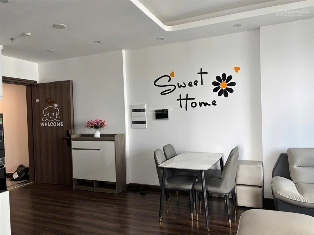 Bán căn 3 ngủ, full đồ, có sổ giá tốt tại hoàng huy commerce